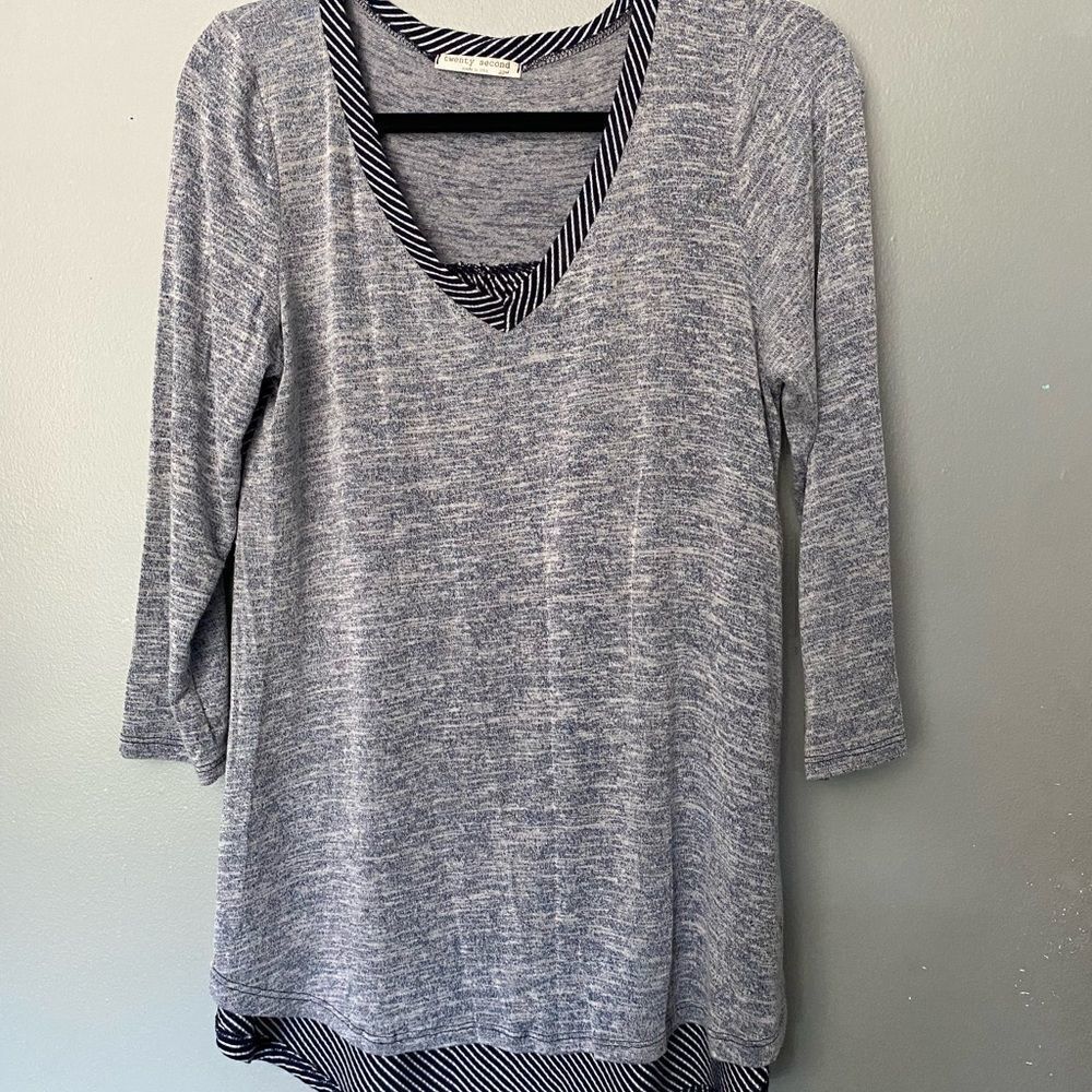 Twenty Second tunic length sweater mixed medal Medium